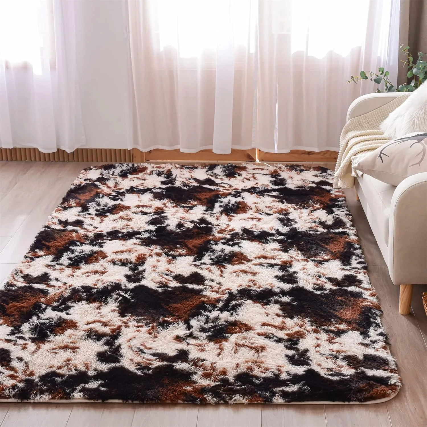Aimuan Cute Cow Print Rug Fun, Animal Hide Carpet Fun Faux Cowhide Area Rug Nice for Nursery Decorating Kids Room (Coffee-Black, 3x5)