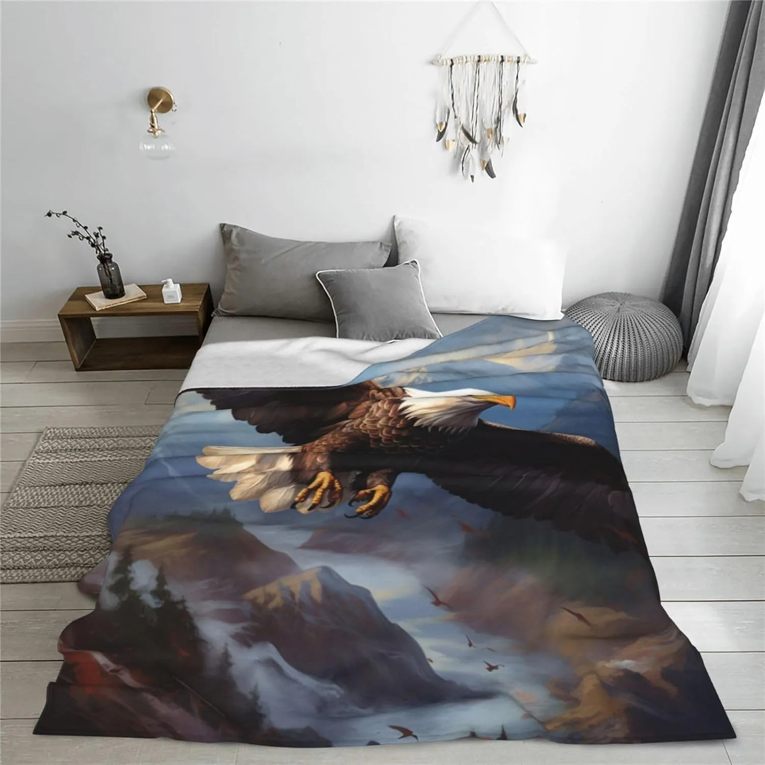 Bald Eagle Blanket Eagle Decor Throw Blanket Bald Eagle Valentines Gifts for Men Warm Soft Plush Lightweight Fleece Flannel Blanket Bed Couch Sofa Blanket for Adults Kids 60"x50"